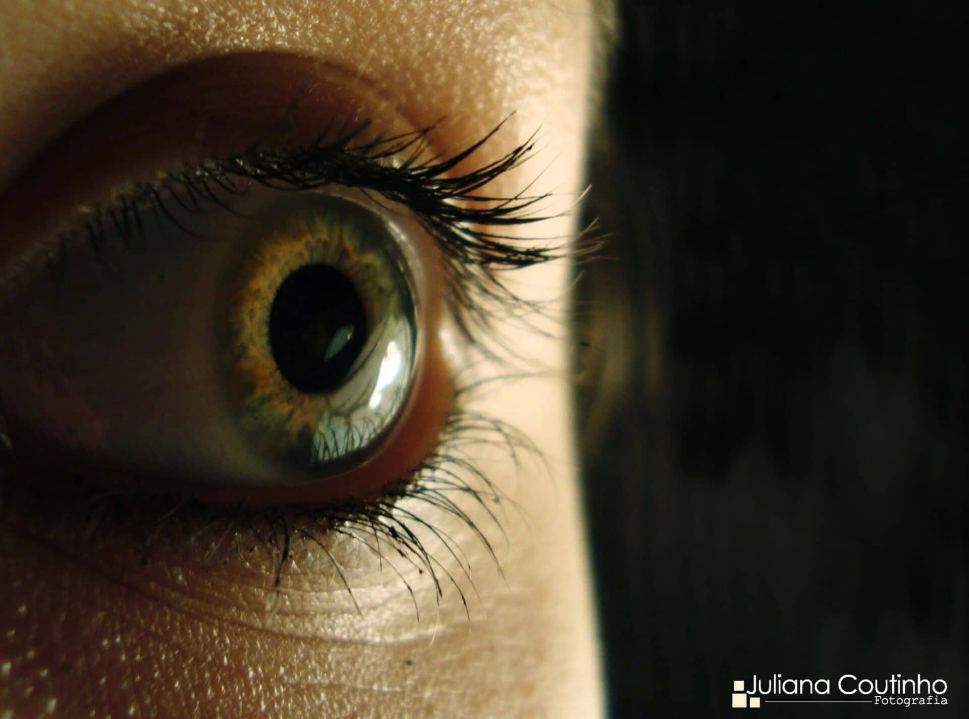 eyes-catching ads marker