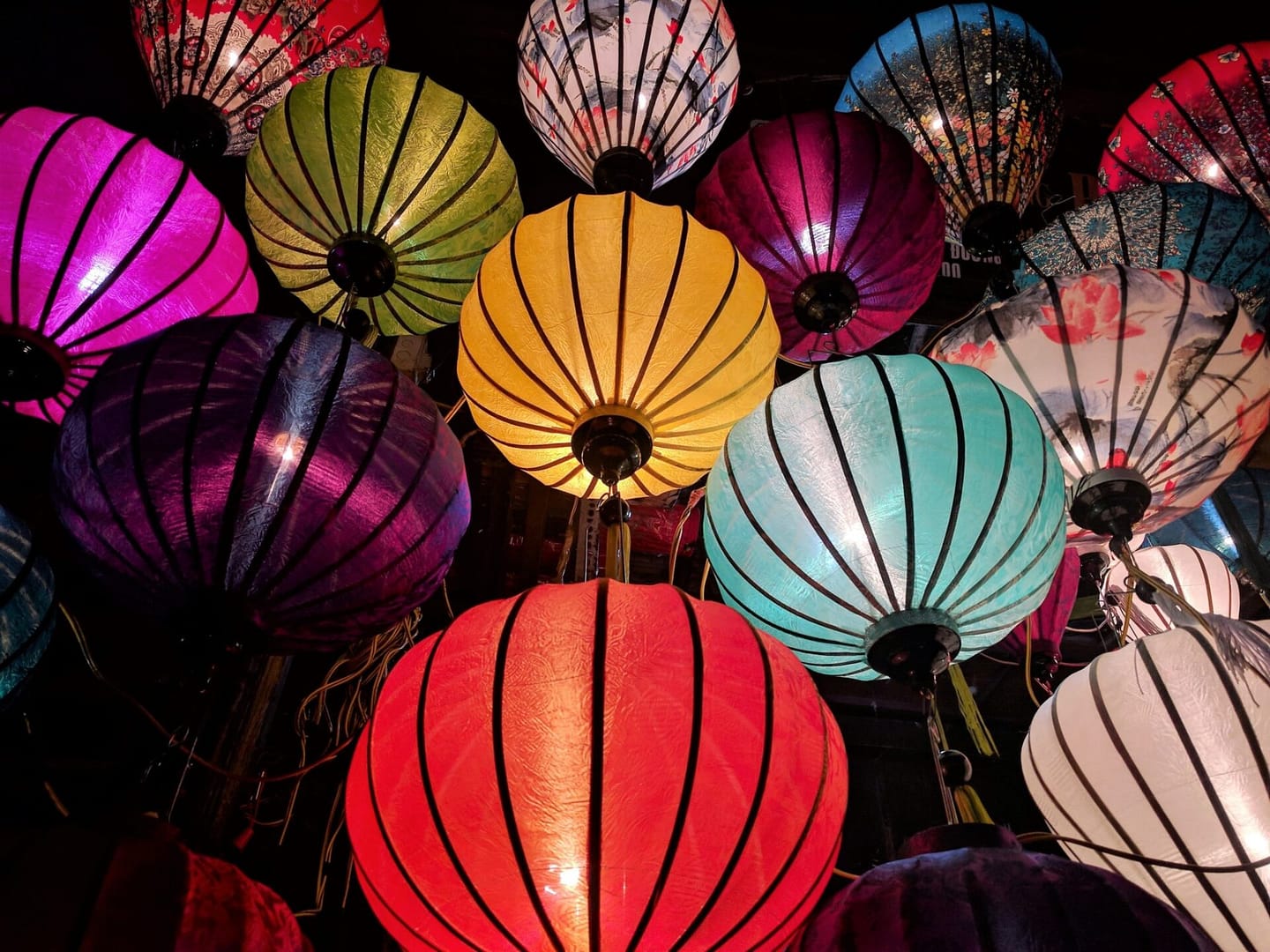 color tags instagram